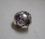 Zilveren Pandora voetbal bedel met paarse stenen nr.1224, Verzenden, Pandora, Zo goed als nieuw, 1 bedel