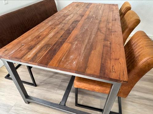 Industrieel stalen eetkamertafel - Z.G.A.N., Huis en Inrichting, Complete eetkamers, Zo goed als nieuw, Ophalen