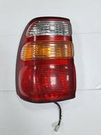 Gebruikt achterlicht Toyota LandCruiser 100 LINKS Carrosseri, Auto-onderdelen, Ophalen of Verzenden, Gebruikt, Toyota