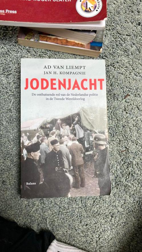 Ad van Liempt - Jodenjacht, Boeken, Oorlog en Militair, Zo goed als nieuw, Verzenden
