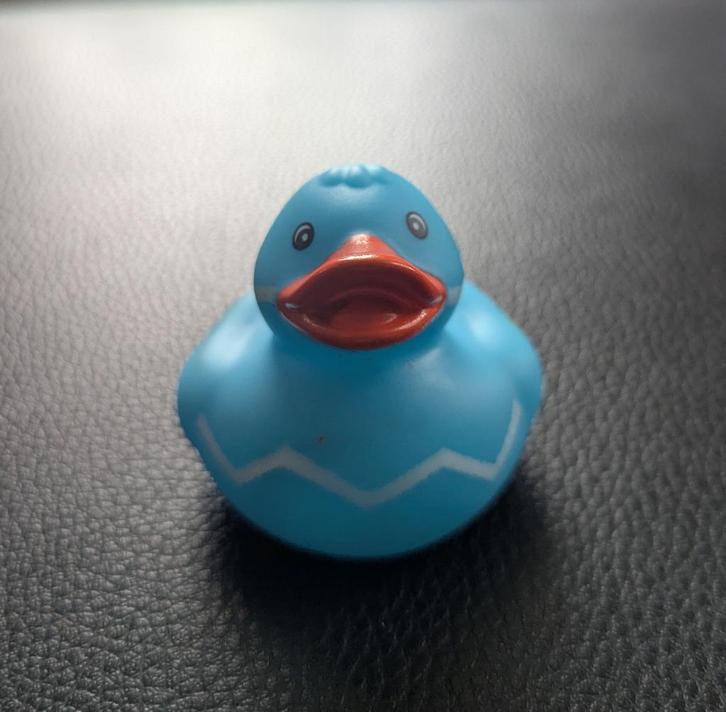 Blauwe badeend met kuifje en witte strepen - ca. 6 cm, Verzamelen, Poppetjes en Figuurtjes, Nieuw, Verzenden