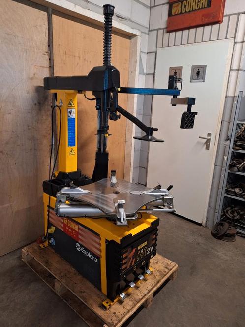 Banden apparaat Corghi proline hulparm 24 inch Bandenmachine, Auto diversen, Autogereedschap, Ophalen