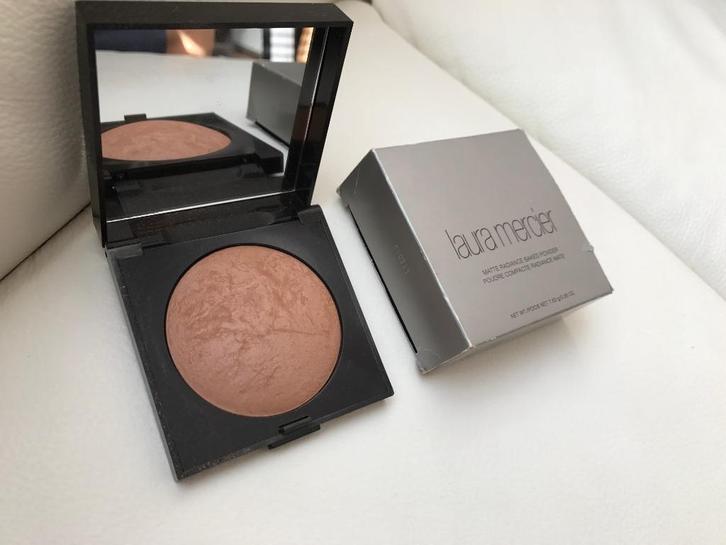 Laura Mercier Matte Radiance Baked Powder bronze 03, Sieraden, Tassen en Uiterlijk, Uiterlijk | Cosmetica en Make-up, Nieuw, Make-up