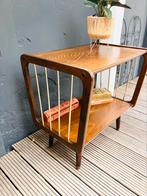 Unieke vintage  bijzettafel, ​​tv-tafel, audiomeubel, Ophalen, 50 tot 100 cm, Vintage, Zo goed als nieuw