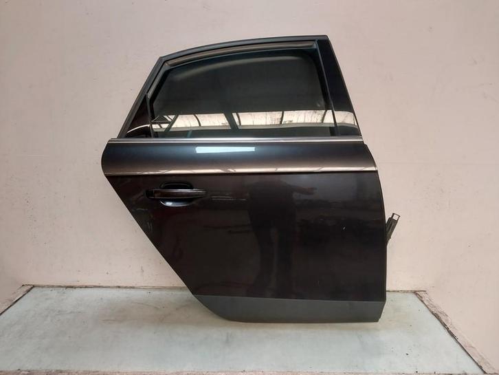 Portier Rechts Achter Audi A4 (B8) 2010 8K5833052D, Auto-onderdelen, Carrosserie en Plaatwerk, Audi, Gebruikt