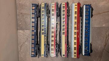 6 wagons van lima. beschikbaar voor biedingen