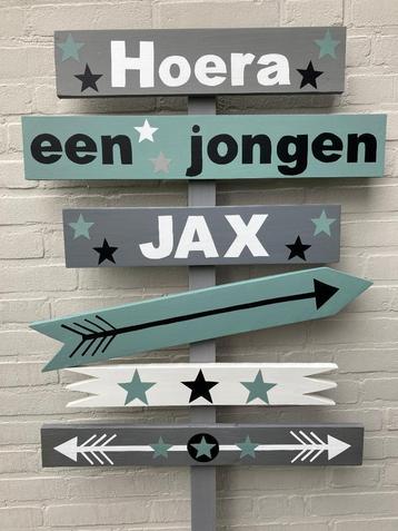 geboorte bord jongen beschikbaar voor biedingen