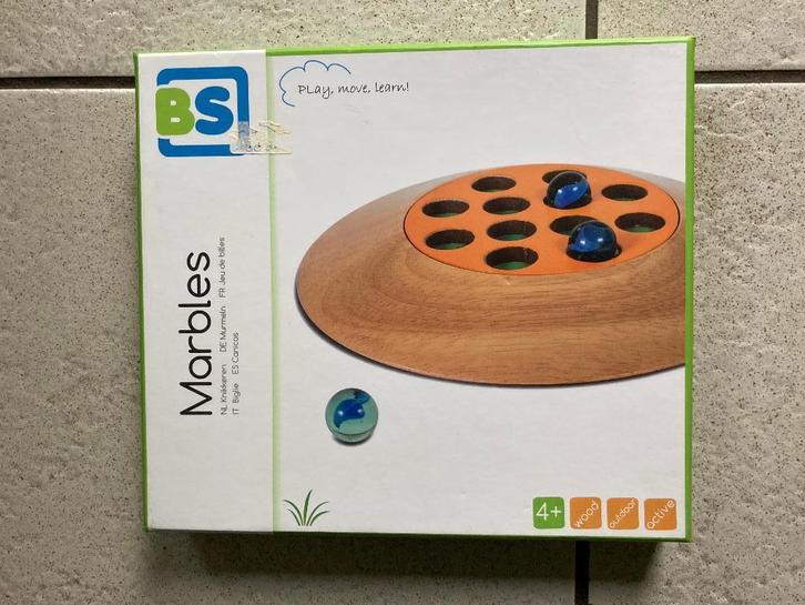 Houten knikkerspel met extra veel knikkers, Kinderen en Baby's, Speelgoed | Houten speelgoed, Zo goed als nieuw, Overige typen