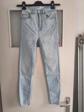Bershka dames jeans super high rise cropped beschikbaar voor biedingen