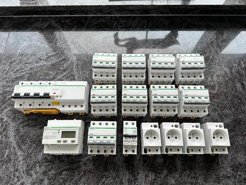 Schneider Electric automaten nieuwstaat meterkast, Doe-het-zelf en Verbouw, Elektra en Kabels, Nieuw, Schakelaar, Ophalen of Verzenden