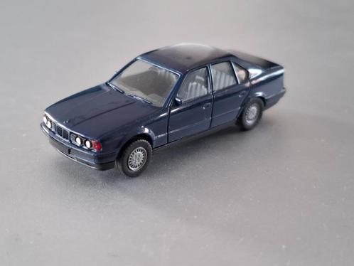 1:87 BMW 535i BMW 5-serie E34 Herpa €5, Hobby en Vrije tijd, Modelauto's | 1:87, Zo goed als nieuw, Auto, Herpa, Verzenden