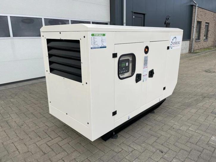 Perkins 88 kVA Silent generatorset New ! (bj 2024), Zakelijke goederen, Machines en Bouw | Aggregaten, Ophalen of Verzenden