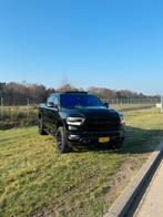 Dodge RAM 1500 Laramie Night Sport 4X4 Luchtvering, Auto's, Bestelauto's, Origineel Nederlands, Te koop, 5 stoelen, 2714 kg