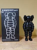 Kaws what a party 30 cm zwart vinyl designer toy bearbrick, Verzamelen, Poppetjes en Figuurtjes, Ophalen of Verzenden, Nieuw