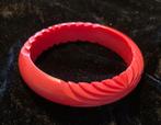 Vintage rode armband, Ophalen of Verzenden, Gebruikt, Rood, Kunststof of Plastic