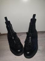 Nieuwe zwarte Dr.Martens dames laarzen, maat 40., Hoge laarzen, Zwart, Nieuw, Ophalen of Verzenden