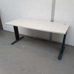 Bureautafel in hoogte verstelbaar, Ophalen, In hoogte verstelbaar, Gebruikt, Bureau