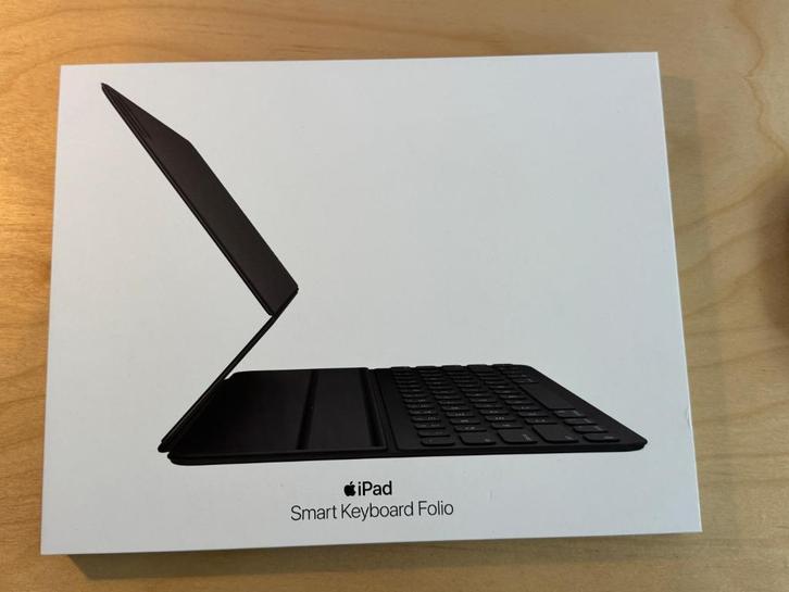 Apple iPad Pro Smart Keyboard Folio (3-4-5-6 gen) 12.9 inch, Computers en Software, Apple iPads, Nieuw, Apple iPad Pro, Wi-Fi