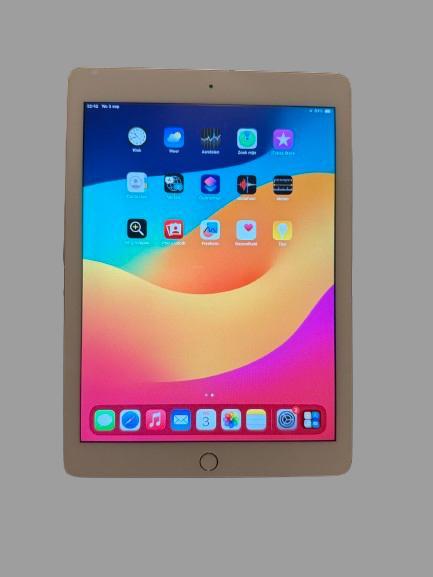 Apple iPad 6th Gen 32GB Wi-Fi - Zilver, Computers en Software, Apple iPads, Zo goed als nieuw, Apple iPad, Wi-Fi, 9 inch, 32 GB