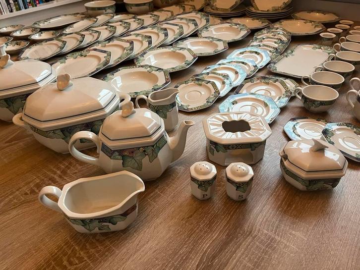 Villeroy & Boch Pasadena 102-delig servies, Huis en Inrichting, Keuken | Complete keukens, Zo goed als nieuw, Overige typen, Wit