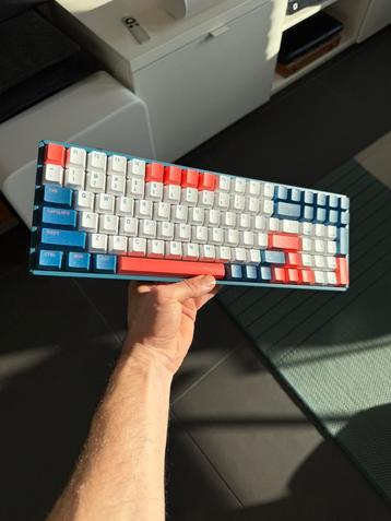 IQunix mechanical Keyboard - Nieuw beschikbaar voor biedingen