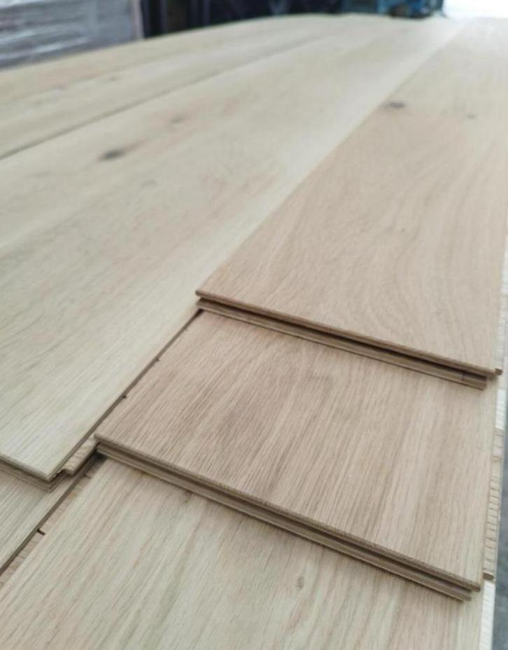 Eiken parket vloer 210m2, Huis en Inrichting, Stoffering | Vloerbedekking, Nieuw, Parket, Overige kleuren, 75 m² of meer, Ophalen of Verzenden