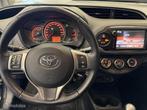 Toyota Yaris 1.3 VVT-i Aspiration 5 DEURS / AIRCO / CRUISE /, Gebruikt, Euro 6, 4 cilinders, Zwart