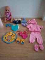 Mooie Baby Born jongens pop, veel kleertjes, speen,zwemband, Ophalen of Verzenden, Gebruikt, Babypop