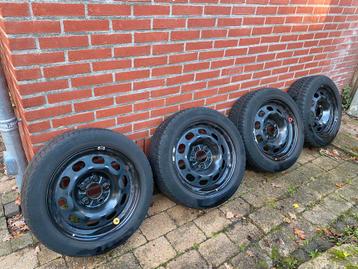 Set winterbanden op velg voor BMW 1 serie (2011-2019) beschikbaar voor biedingen