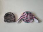 Set van 2 kleurrijke mutsen, Meisje, Ophalen of Verzenden, Zo goed als nieuw, 104 of kleiner