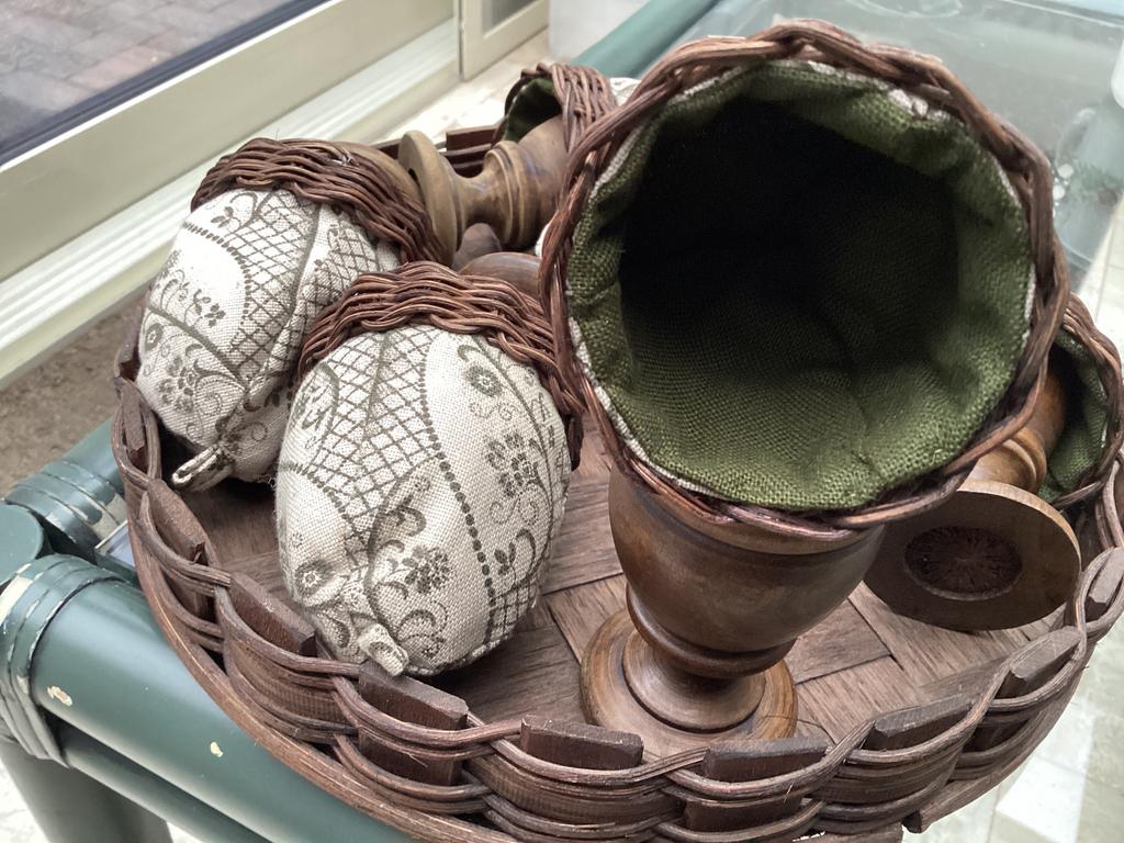 Luxe set eierdop hout gevlochten houten dienblad Oostenrijks, Ophalen, Nieuw