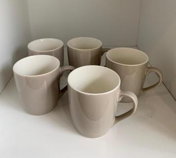 4 Lichtbruine Koffiemokken beschikbaar voor biedingen