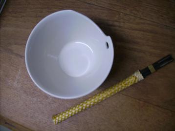 kom / rijstkom + set eetstokjes beschikbaar voor biedingen