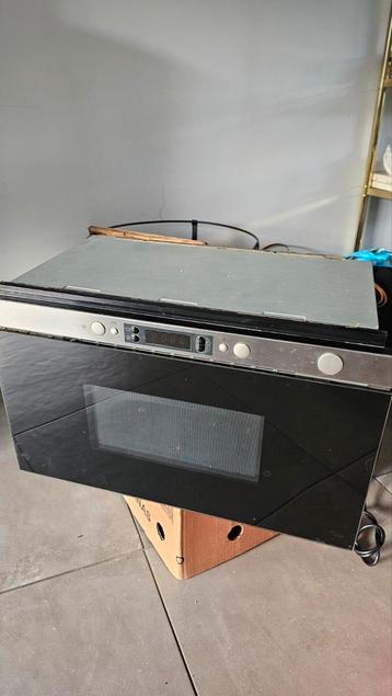 IKEA inbouwmagnetron RVS / GLAS beschikbaar voor biedingen