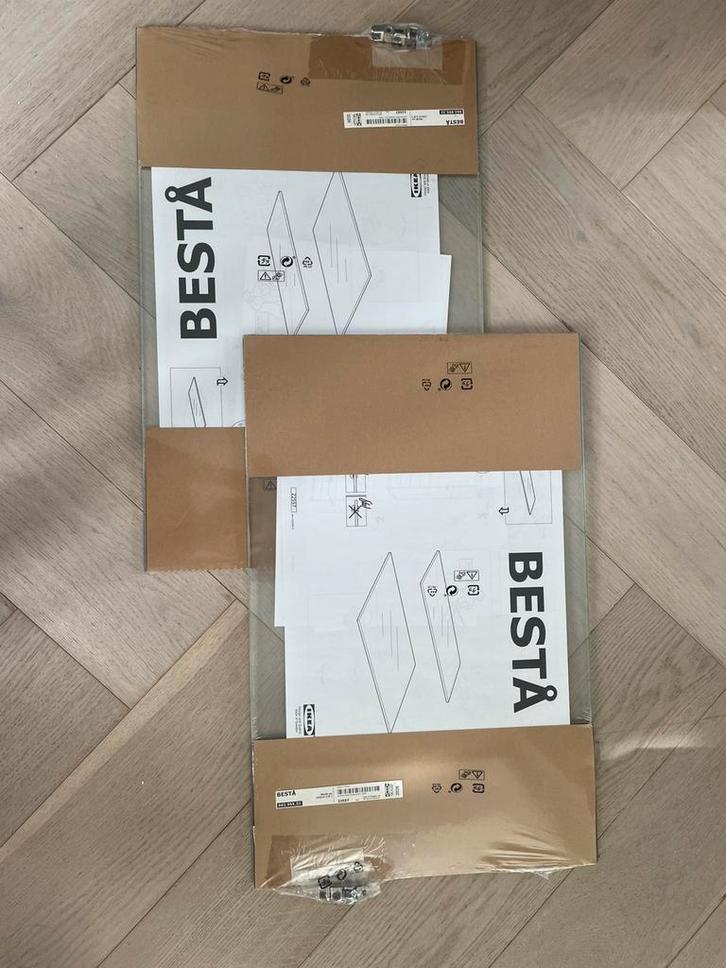 Nieuw Ikea Besta glazen plank 1- 6 stuks, 56 x 36 cm, Huis en Inrichting, Woonaccessoires | Wandplanken en Boekenplanken, Nieuw