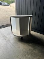 Bijzettafel/drankkastje van Pastoe model Fibre in wit, Huis en Inrichting, Minder dan 55 cm, Rond, Zo goed als nieuw, Hout