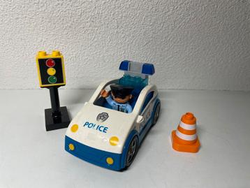 Duplo Politieauto/ger.v. Moniek beschikbaar voor biedingen