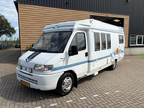 Volledig offgrid hobby met vast bed en veel luxe, Caravans en Kamperen, Campers, Bedrijf, tot en met 4, Hobby, Diesel