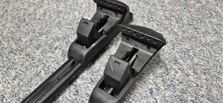 Originele dakdragers Peugeot 2008 5-dr SUV 2013-2019, Auto diversen, Dakdragers, Zo goed als nieuw, Ophalen