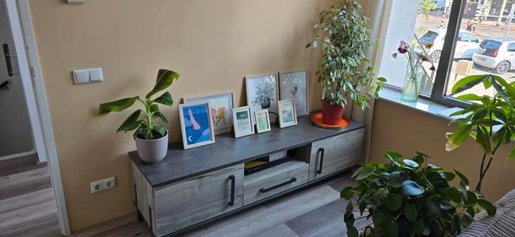 Prachtig industrieel TV-meubel, Huis en Inrichting, Kasten | Televisiemeubels, Zo goed als nieuw, Minder dan 100 cm, 150 tot 200 cm