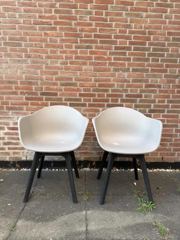 Set van 2 IKEA tuinstoelen – modern design, stevig & comfort beschikbaar voor biedingen