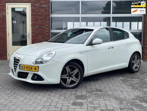 Alfa Romeo Giulietta 1.4 T Distinctive | Airco | Cruise Cont, Auto's, Alfa Romeo, Bedrijf, Te koop, Giulietta, ABS, Airbags, Airconditioning