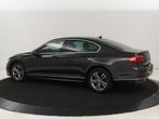 Volkswagen Passat 1.5 TSI Elegance Business R | Leder/Alcant, Auto's, Volkswagen, 65 €/maand, 4 cilinders, 150 pk, Origineel Nederlands