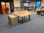3x Prachtige 2-delige Unifor bureaus met slinger verstelbaar