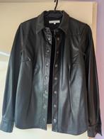 Immitatie leren blouse van RED BUTTON, Kleding | Dames, Blouses en Tunieken, Zwart, Ophalen of Verzenden, Zo goed als nieuw, Maat 36 (S)