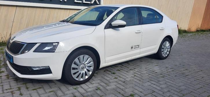 Skoda Octavia 1.4 TSI G-tec 110pk 2017 Wit, Auto's, Skoda, Particulier, Octavia, ABS, Airbags, Airconditioning, Bluetooth, Boordcomputer