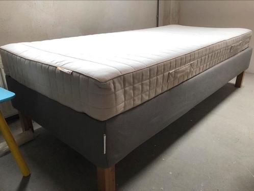 Ikea onderstel boxspring met lattenbodem 90/200 cm, Huis en Inrichting, Slaapkamer | Boxsprings, Zo goed als nieuw, 90 cm, 200 cm