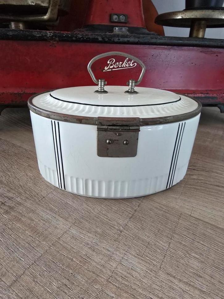 Zeer zeldzame antiek porseleinen lunchbox Villeroy Boch WMF, Antiek en Kunst, Antiek | Porselein, Ophalen of Verzenden