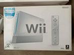 Nintendo Wii + Wii Fit netjes in originele verpakking, Spelcomputers en Games, Spelcomputers | Nintendo Wii, Ophalen of Verzenden