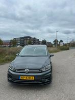 Volkswagen Touran 1.4 TSI 110KW/150PK 7-DSG 2017 Grijs, Auto's, Volkswagen, USB, 74 €/maand, 4 cilinders, 7 stoelen